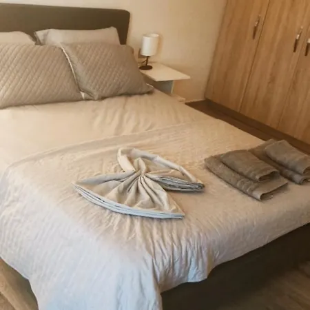 Appartement The Twins 1 Ampavris